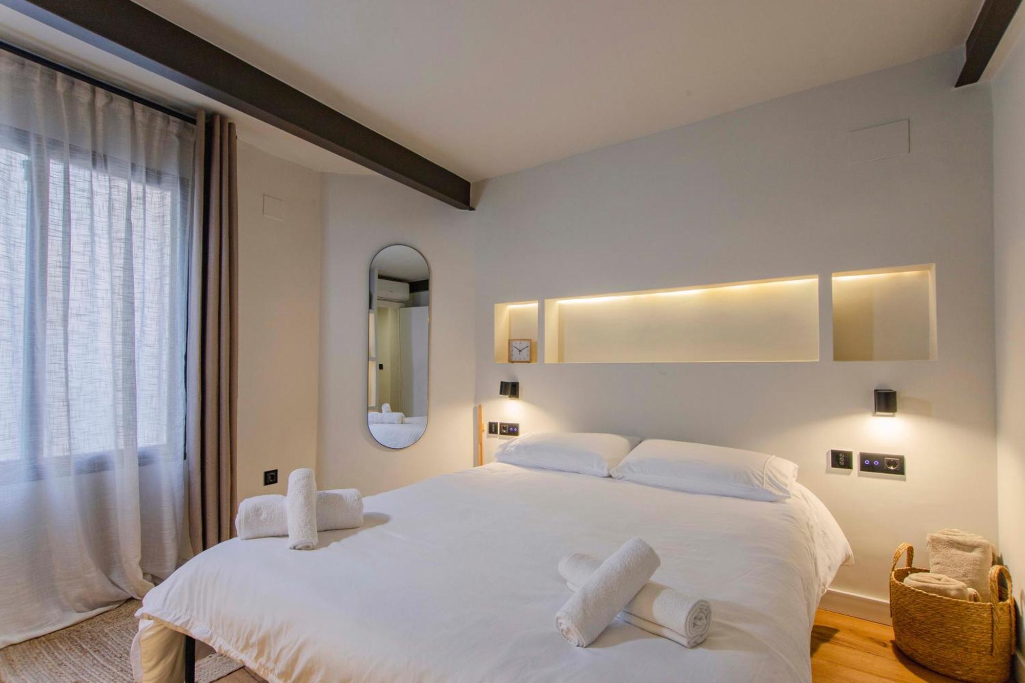 Apartamento Acogedor Frente A Mercat Central Valencia Exterior photo