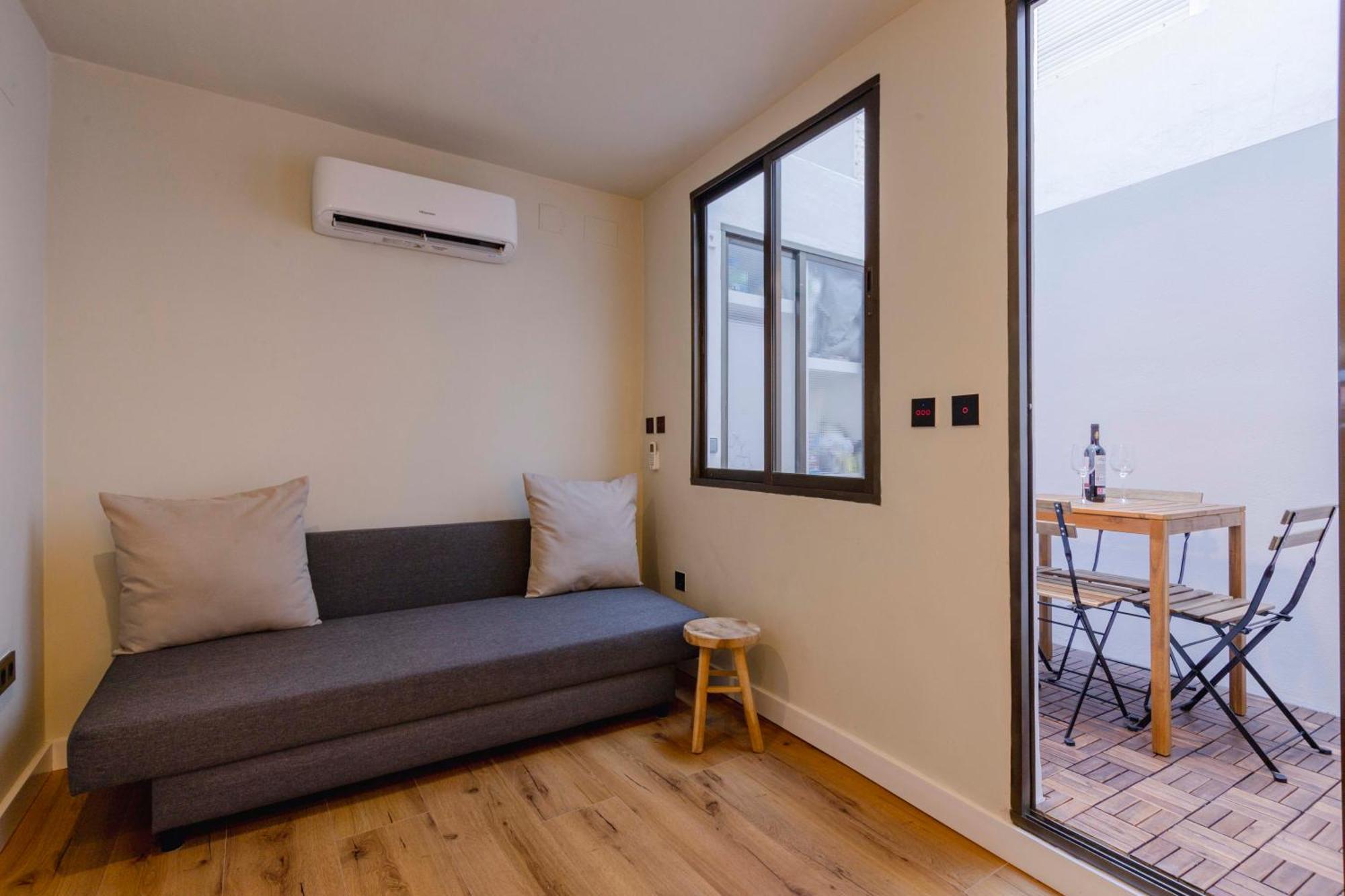 Apartamento Acogedor Frente A Mercat Central Valencia Exterior photo